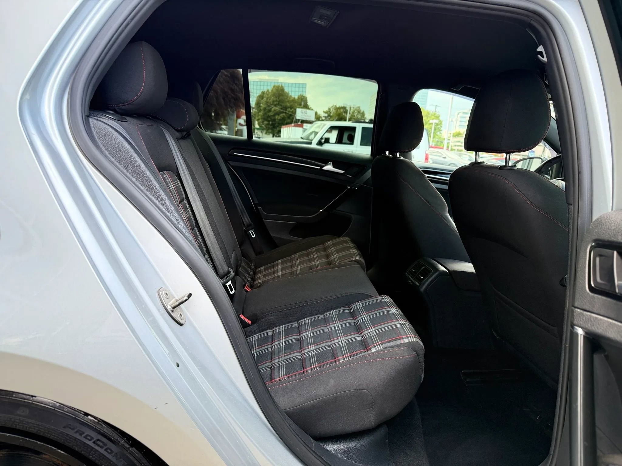 Used 2016 Volkswagen GTI S FWD image 30