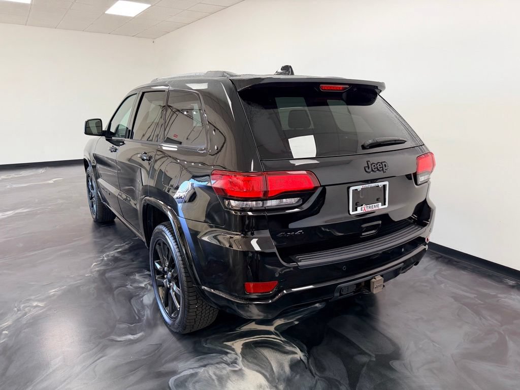 Used 2021 Jeep Grand Cherokee Altitude AWD/4WD image 21