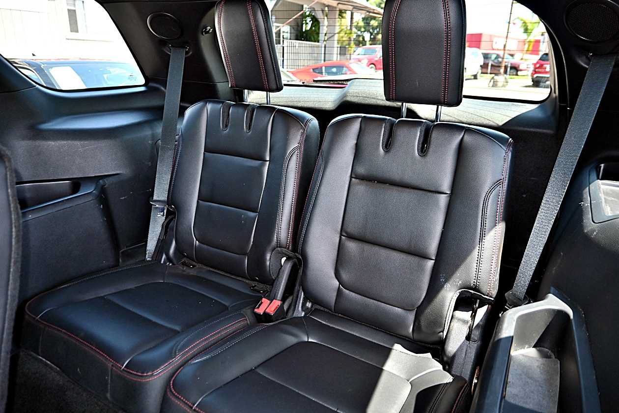 Used 2016 Ford Explorer Sport AWD/4WD image 15