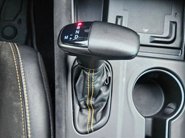 Used 2023 Dodge Durango R/T w/ Hemi Orange Plus Package RWD image 12