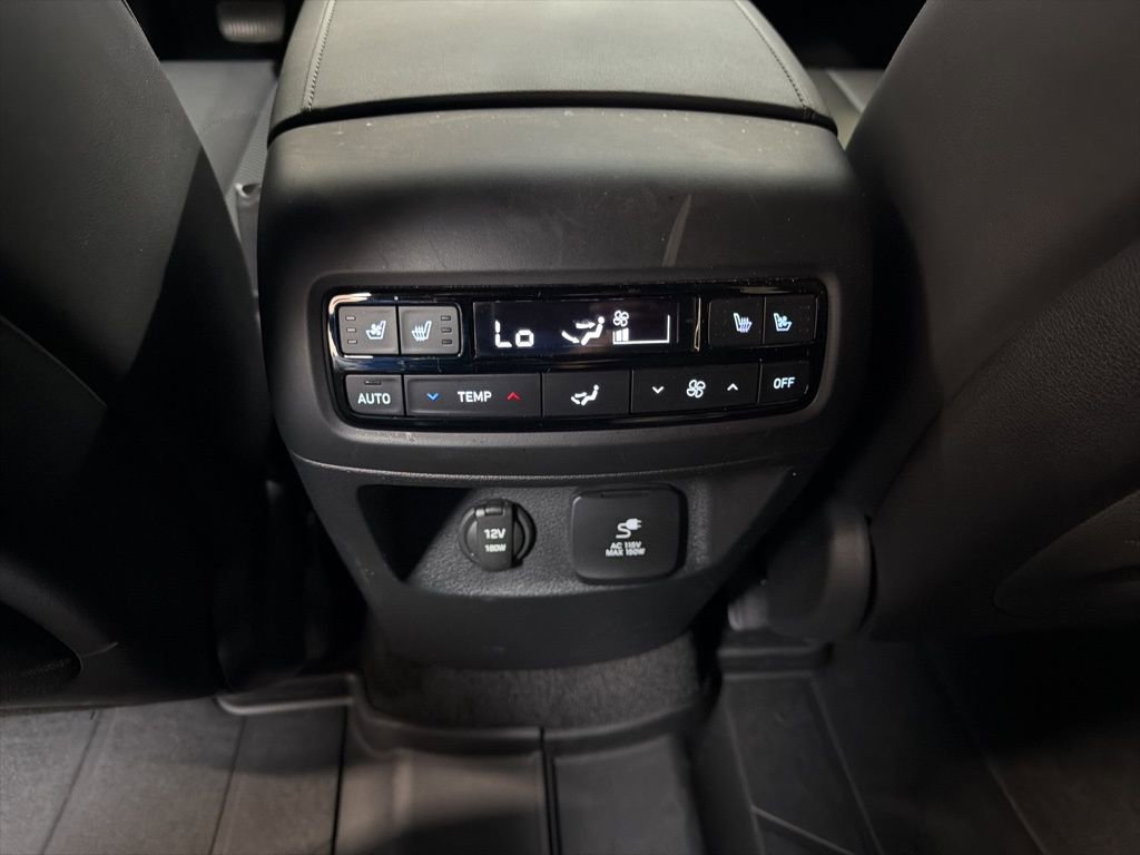 Used 2024 Hyundai Palisade Calligraphy image 16
