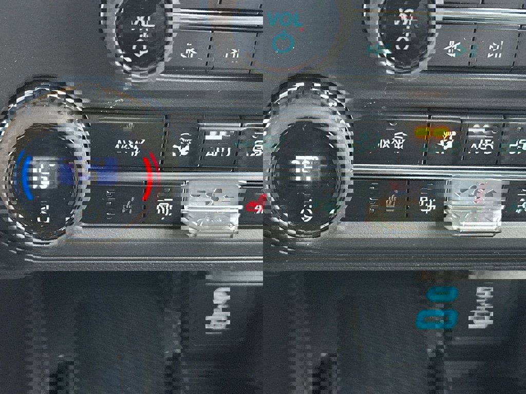 New 2025 Ford Bronco Heritage Edition image 22