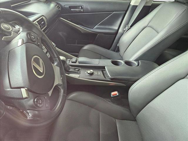 Used 2016 Lexus IS 200t image 14