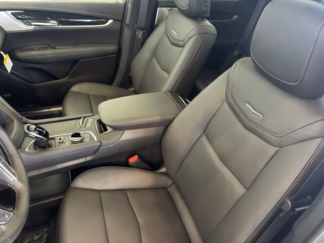 New 2026 Cadillac XT5 Premium Luxury w/ Driver Assist Package AWD/4WD image 6