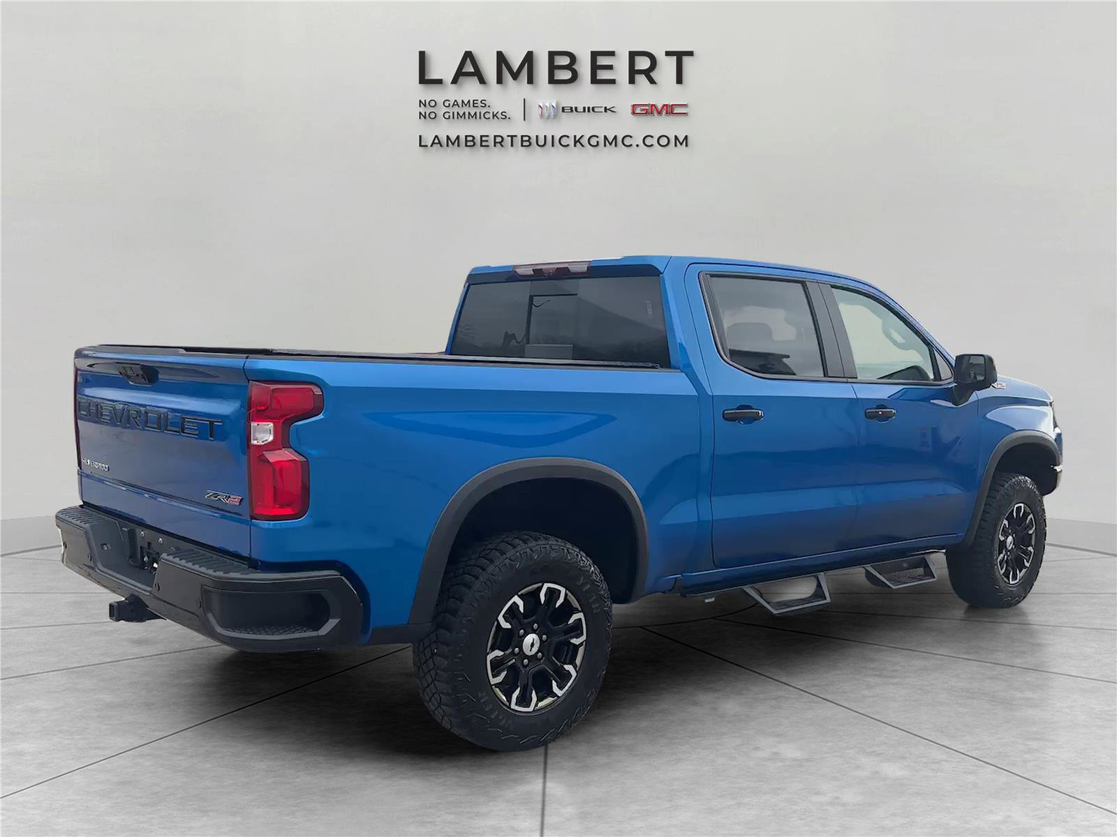 Used 2023 Chevrolet Silverado 1500 ZR2 w/ Technology Package image 5
