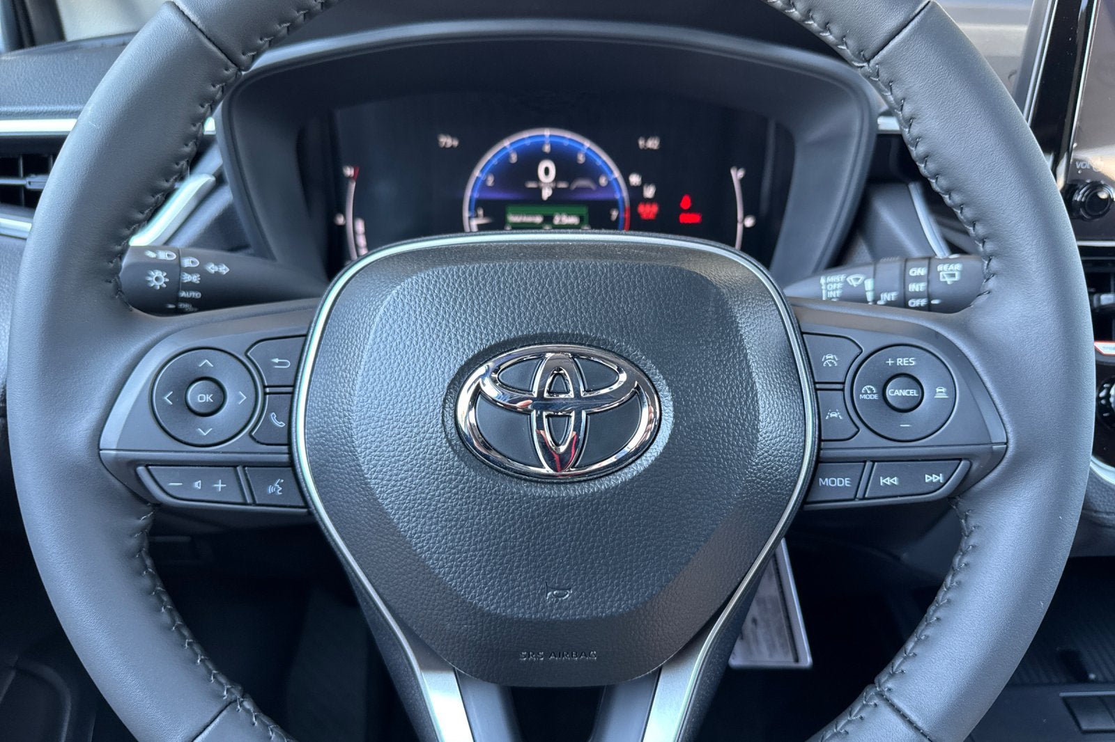 New 2026 Toyota Corolla Cross LE FWD image 24