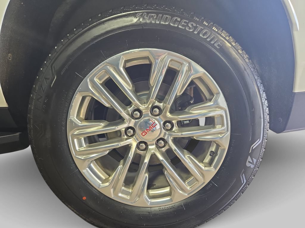 Used 2023 GMC Yukon XL SLT AWD/4WD image 37