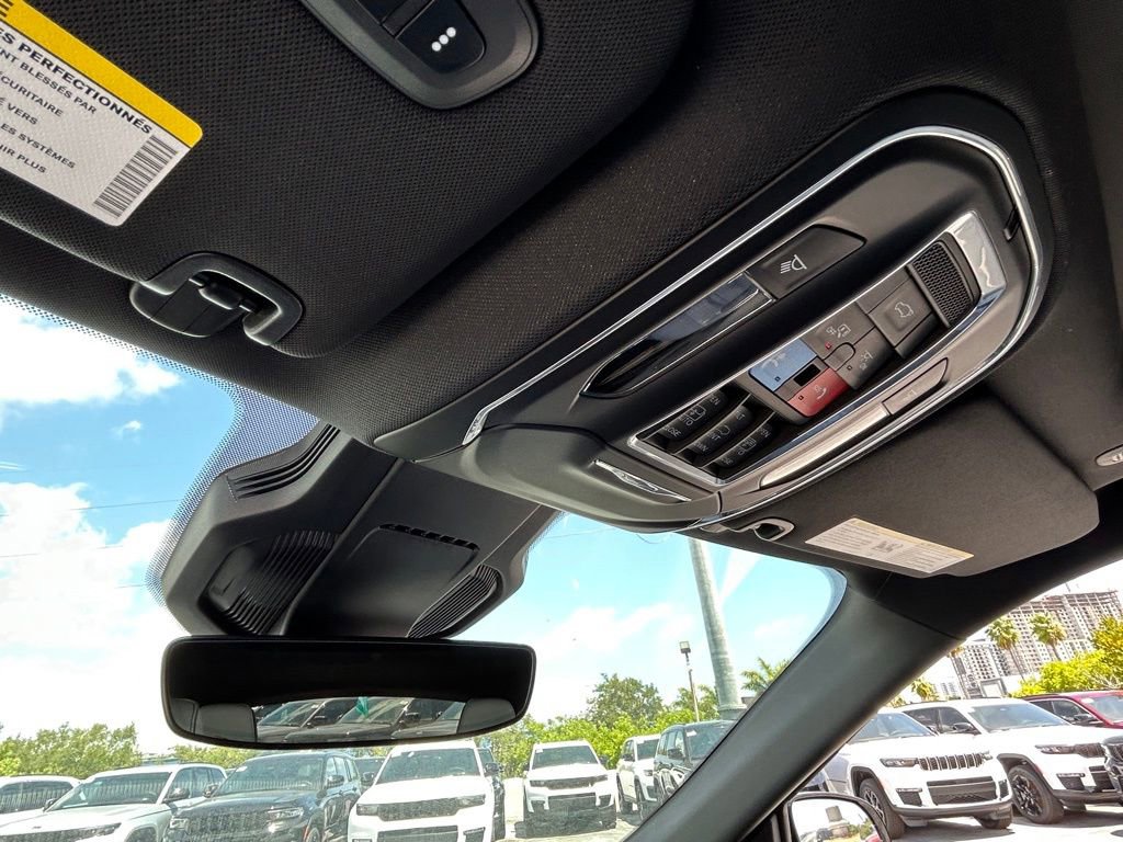 New 2025 Jeep Wagoneer S Limited image 45