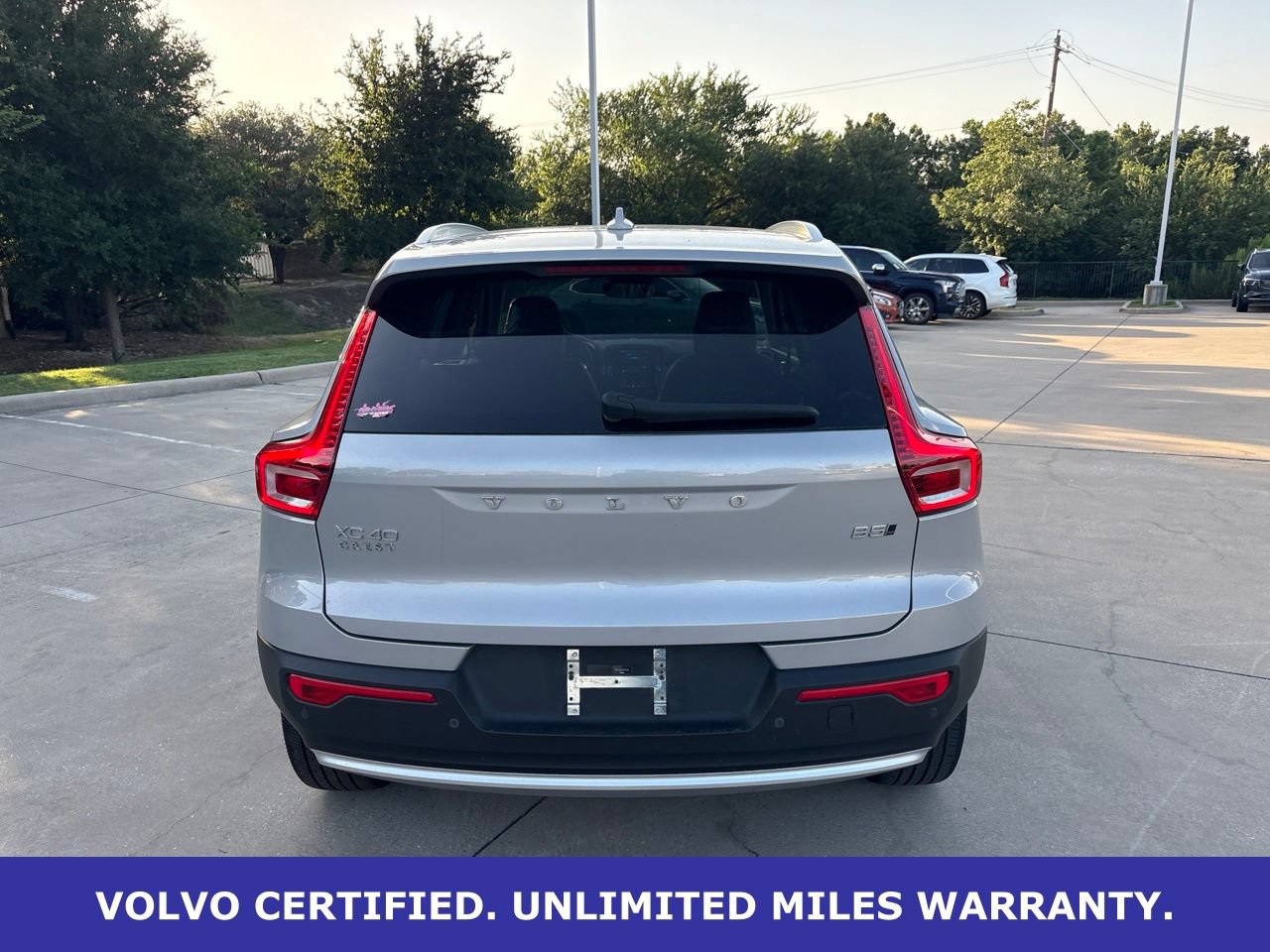 Certified 2024 Volvo XC40 B5 Plus w/ Protection Package Premier AWD/4WD image 6