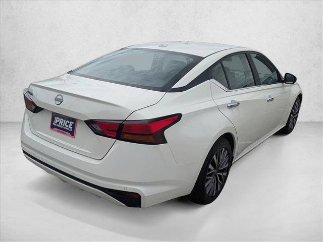 Used 2025 Nissan Altima 2.5 SV FWD image 5