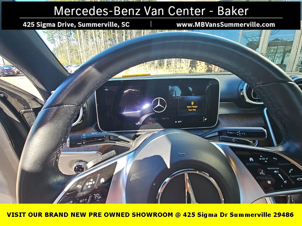 Used 2023 Mercedes-Benz C 300 4MATIC Sedan image 12