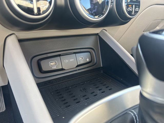 Used 2026 Hyundai Venue SEL image 19