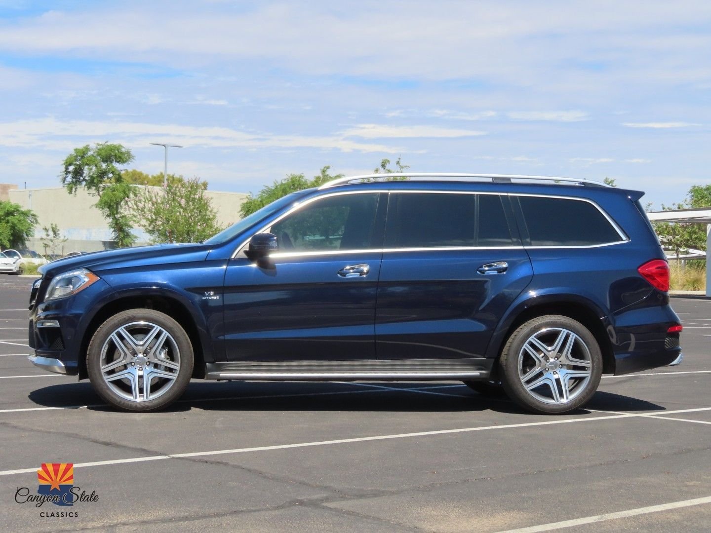 Used 2016 Mercedes-Benz GL 63 AMG 4MATIC image 12