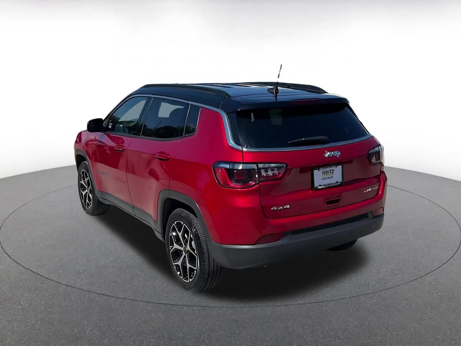 Used 2025 Jeep Compass Limited AWD/4WD image 11