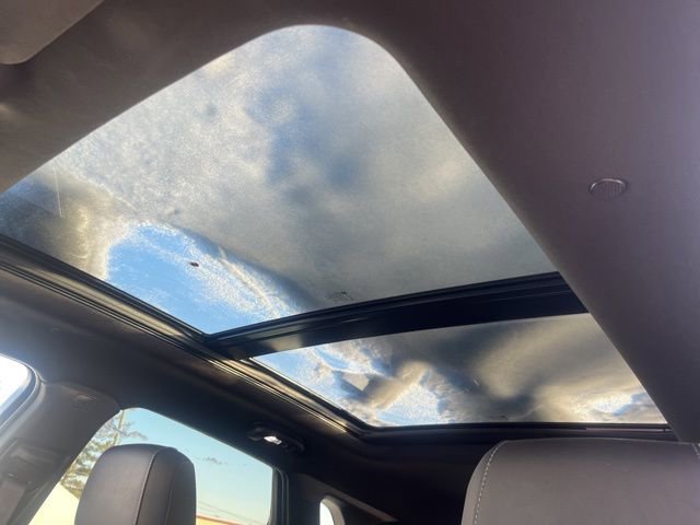 Certified 2023 Cadillac XT5 Premium Luxury w/ Technology Package image 2