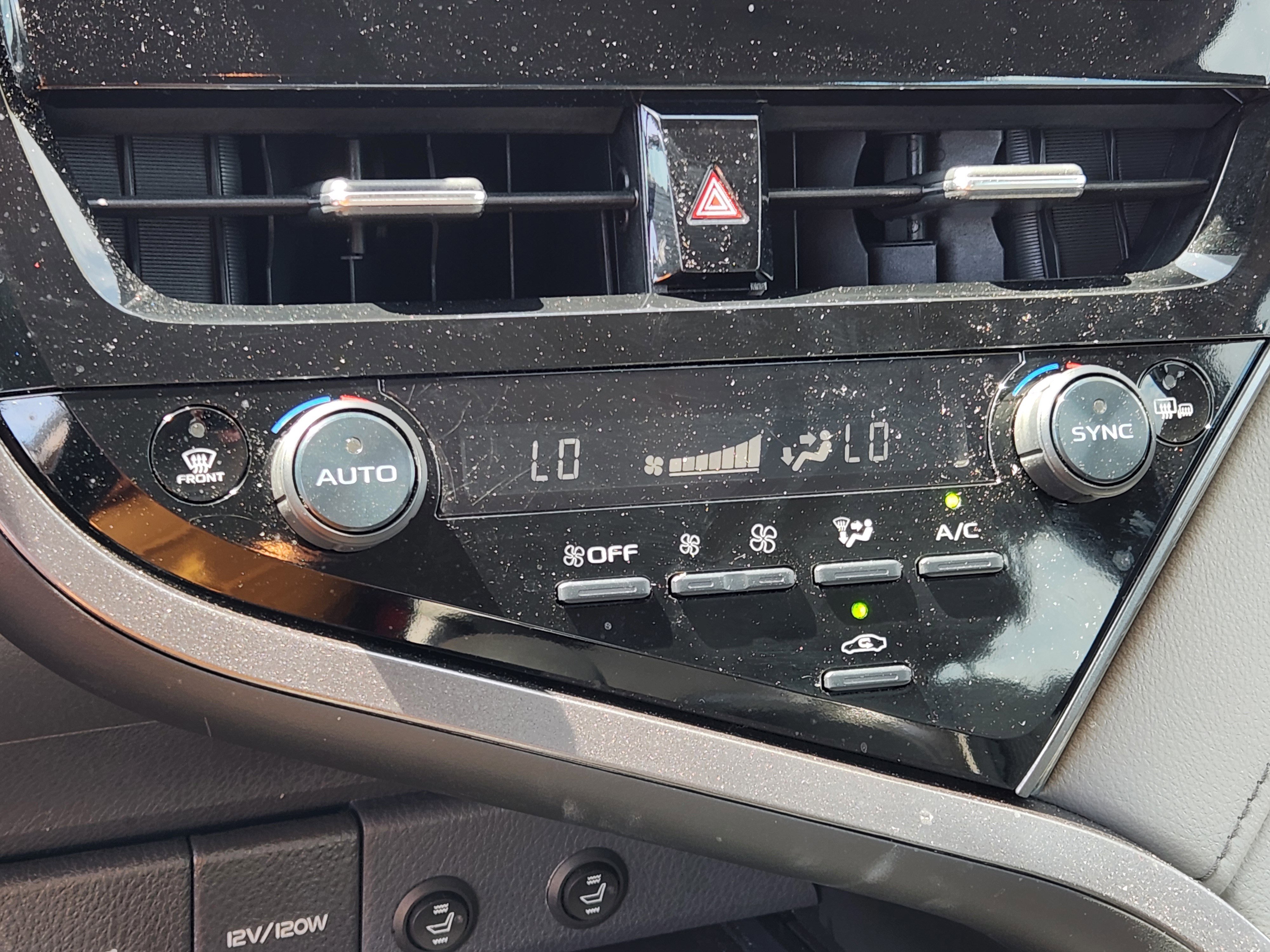 Used 2023 Toyota Camry SE image 20