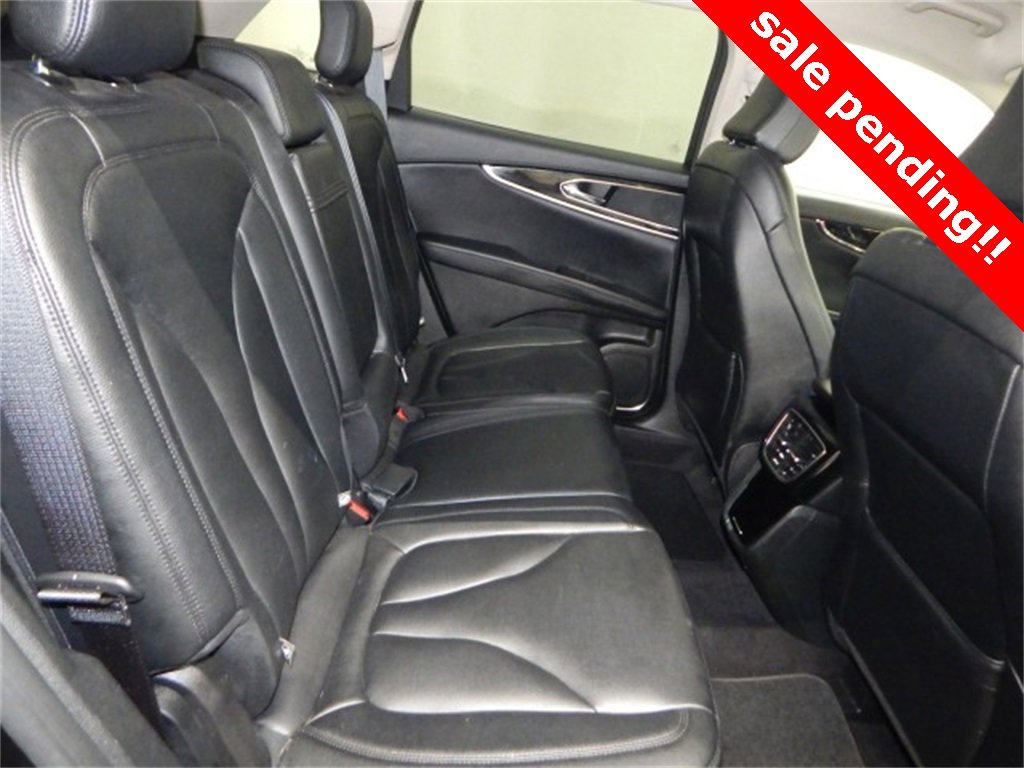 Used 2023 Lincoln Nautilus AWD w/ Premium Package image 17