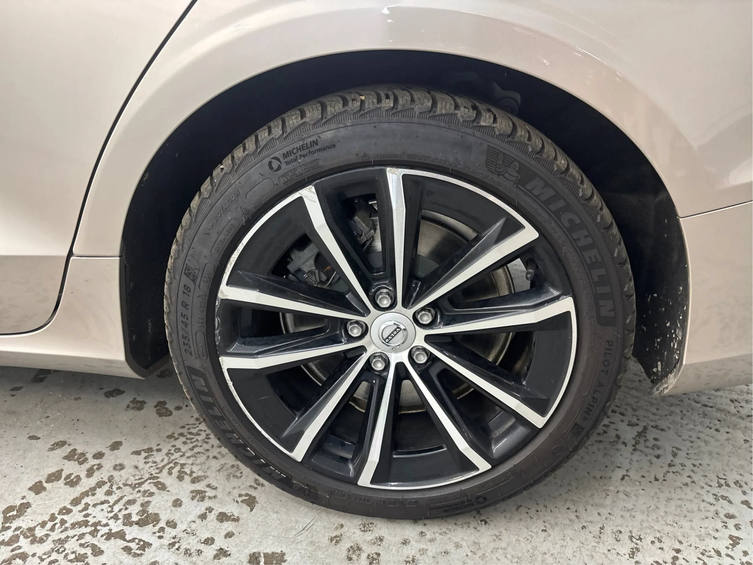 Used 2023 Volvo S60 T8 Plus AWD/4WD image 30