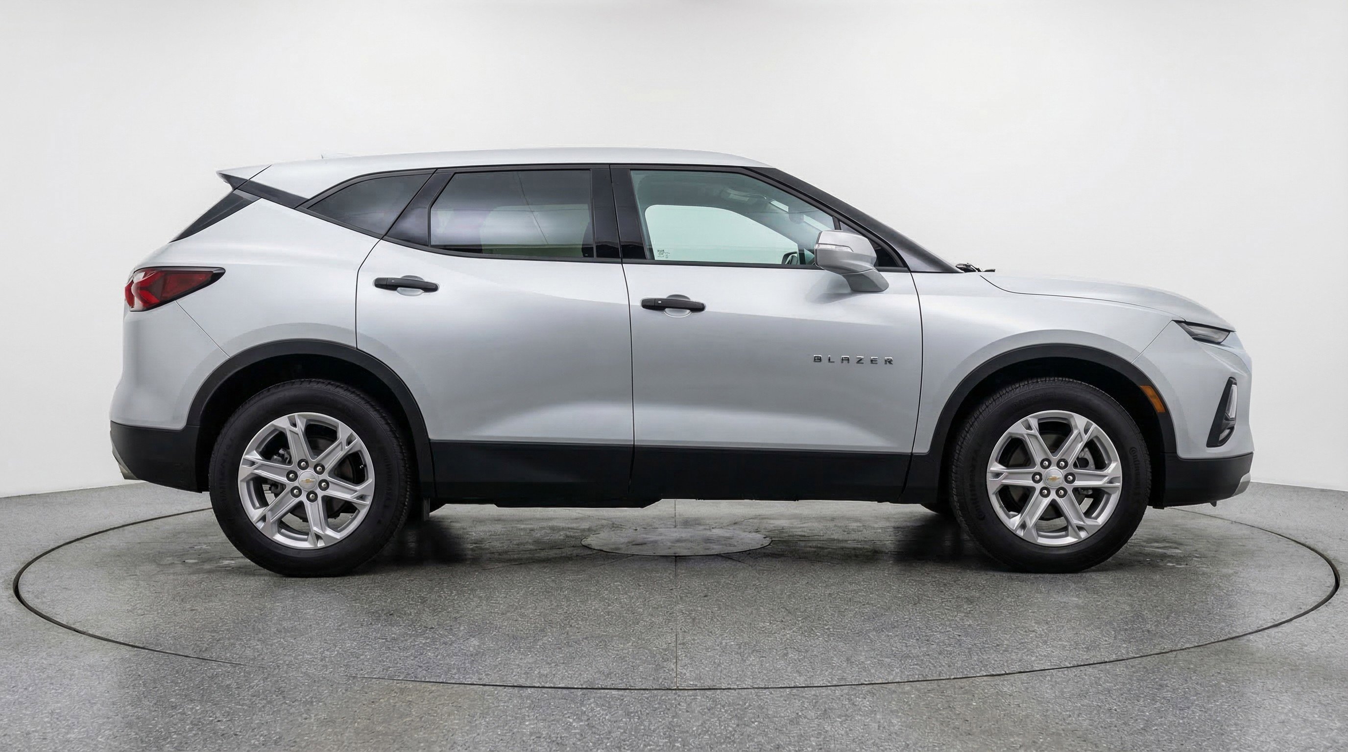 Used 2025 Chevrolet Blazer LT image 11