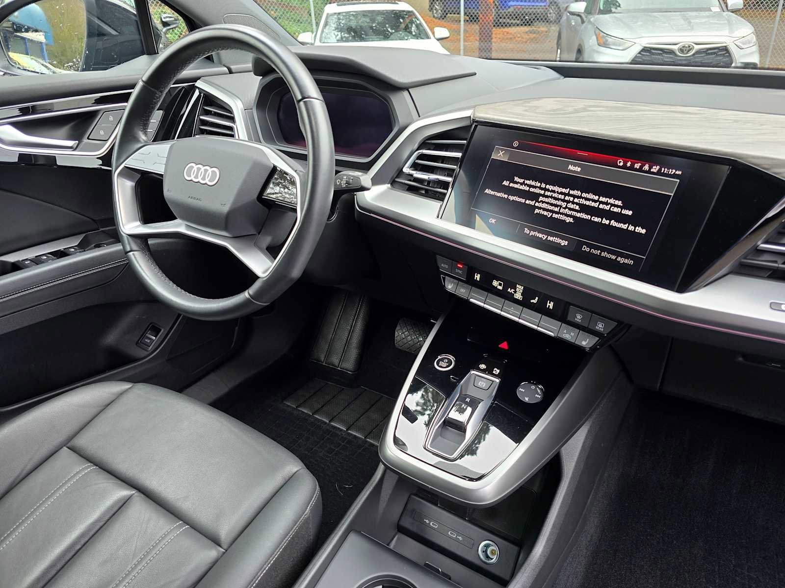 Used 2022 Audi Q4 e-tron Prestige image 11