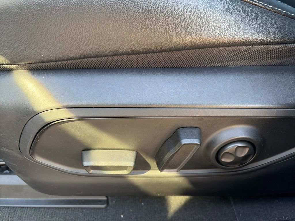 Used 2023 Jeep Grand Cherokee L Limited image 27