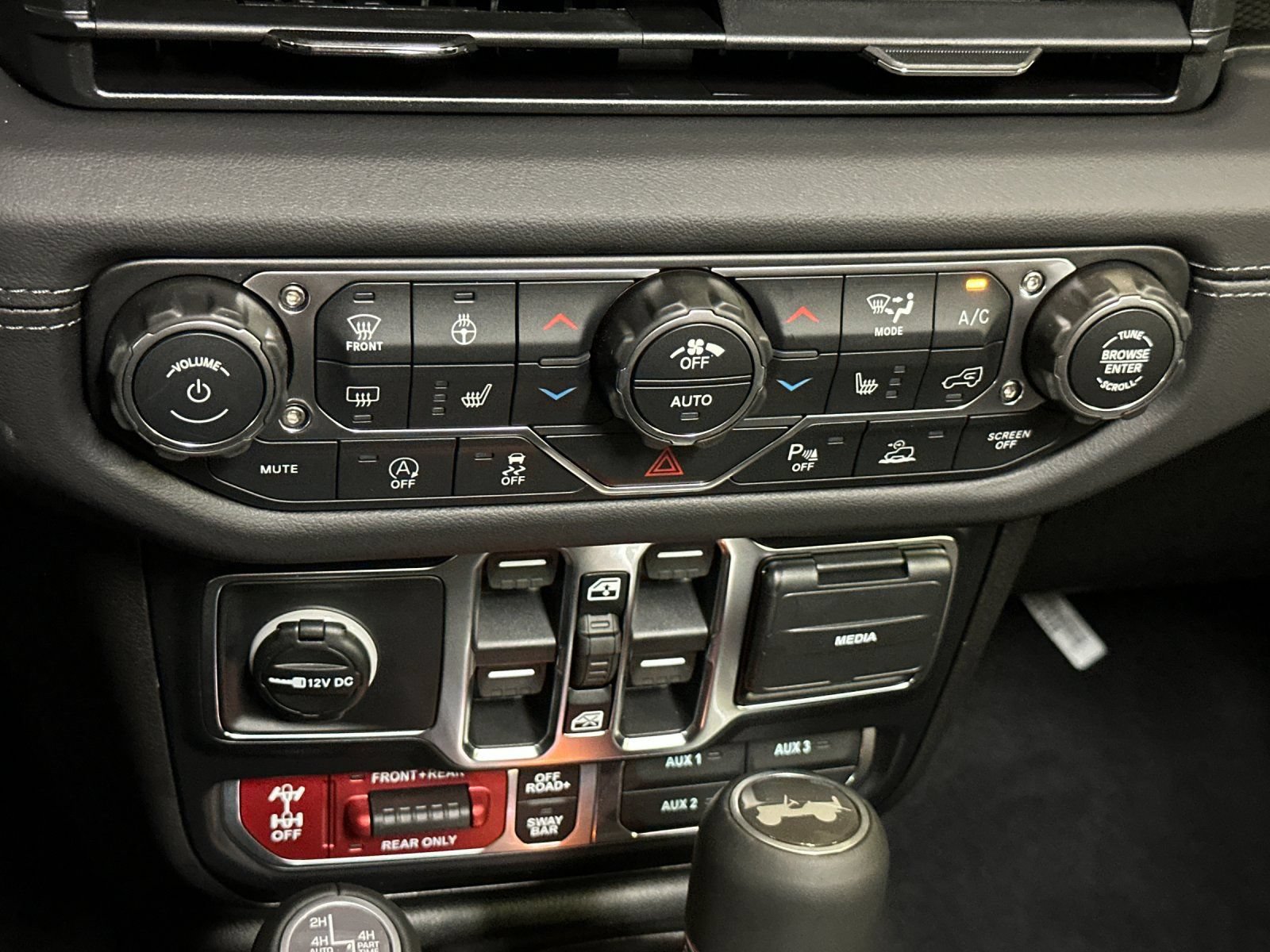 New 2026 Jeep Wrangler Unlimited Rubicon AWD/4WD image 20