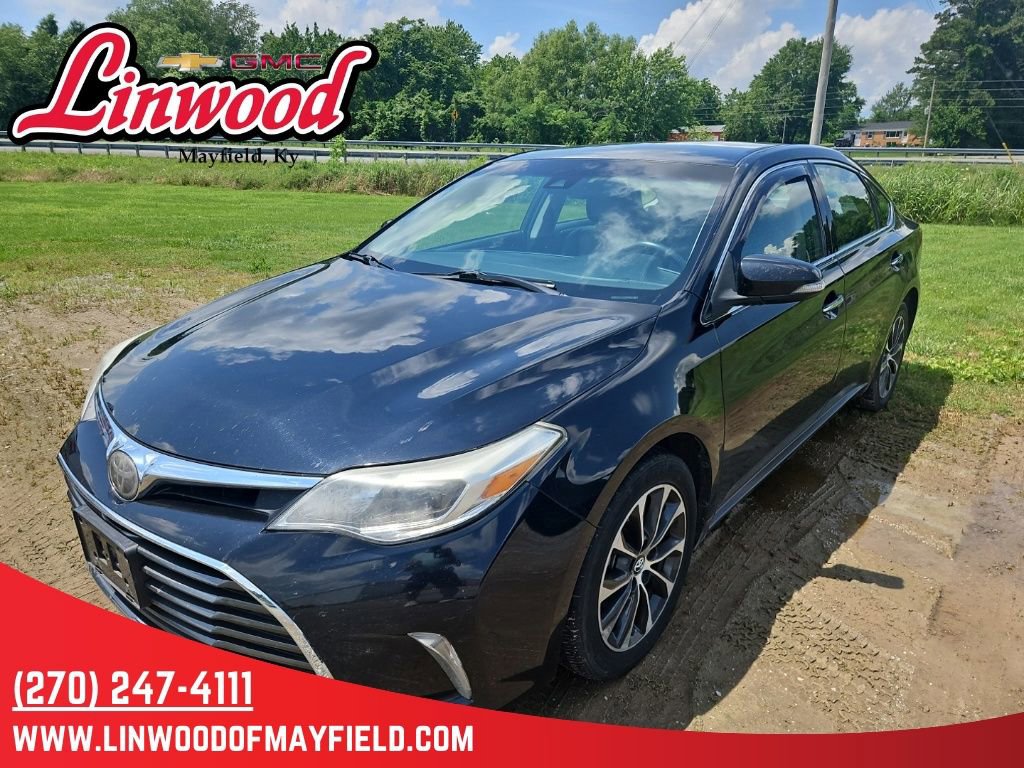 Used 2018 Toyota Avalon XLE FWD video 1