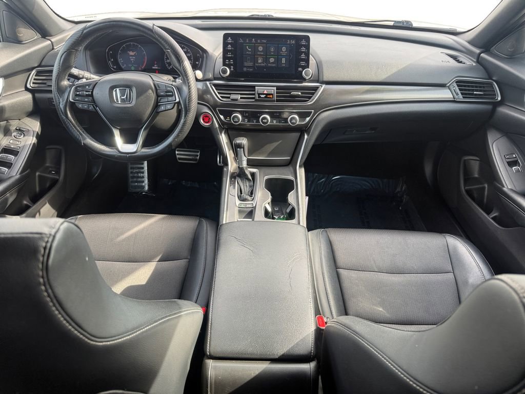 Used 2018 Honda Accord Sport image 12