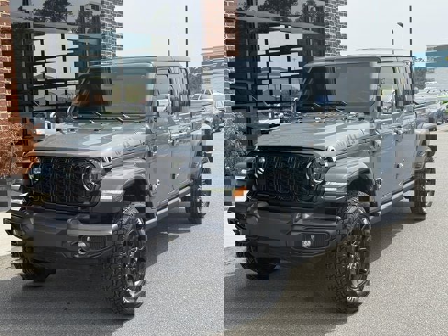 Used 2024 Jeep Gladiator Sport