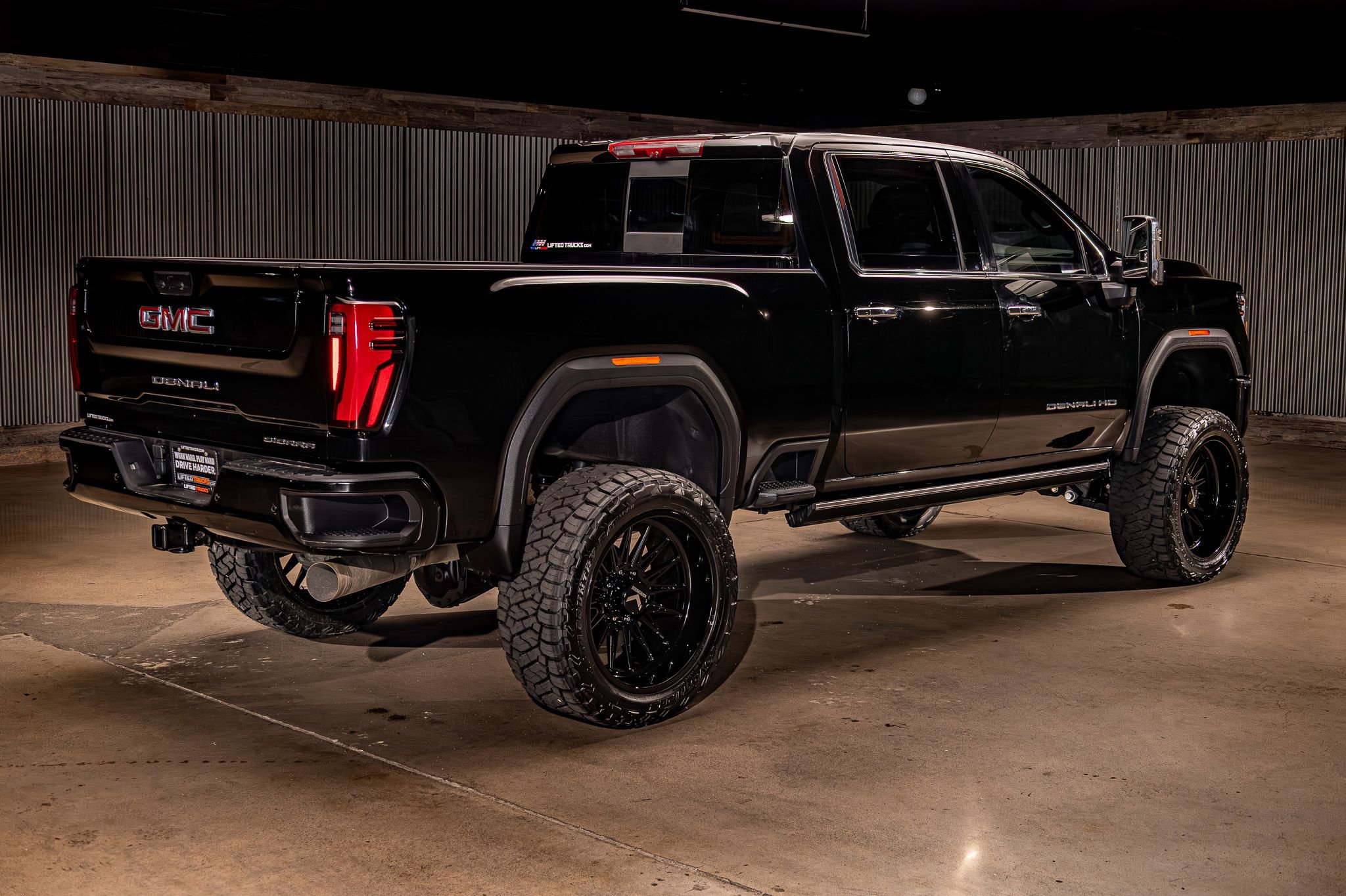 Used 2025 GMC Sierra 2500 Denali w/ Denali Reserve Package image 10