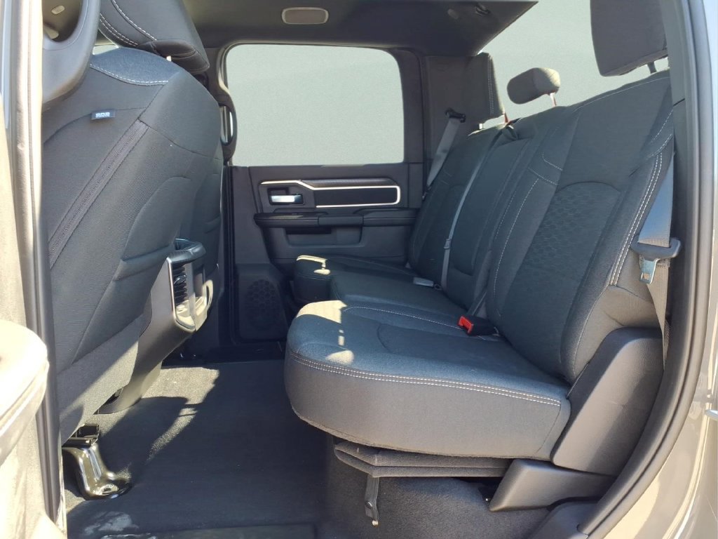New 2027 RAM 3500 Big Horn AWD/4WD image 10