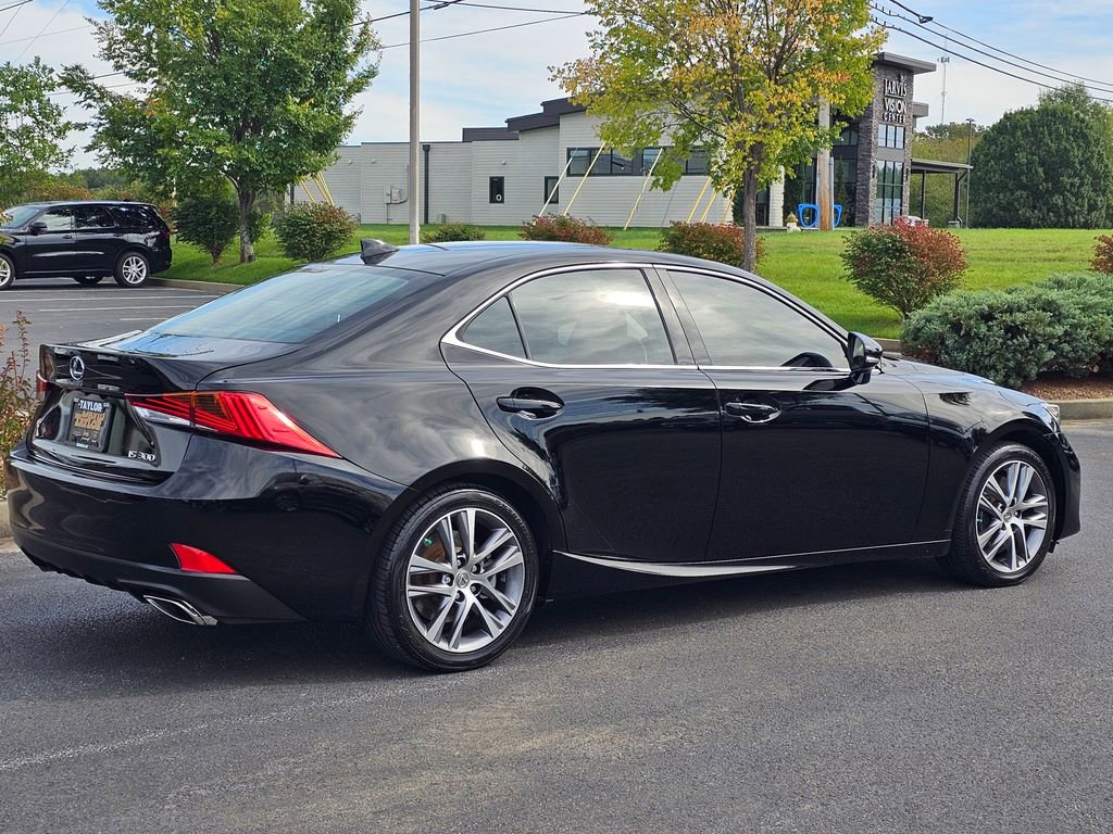Used 2020 Lexus IS 300 image 6