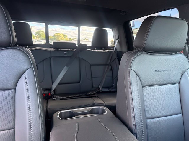 New 2026 GMC Sierra 2500 Denali w/ Denali Reserve Package AWD/4WD image 34