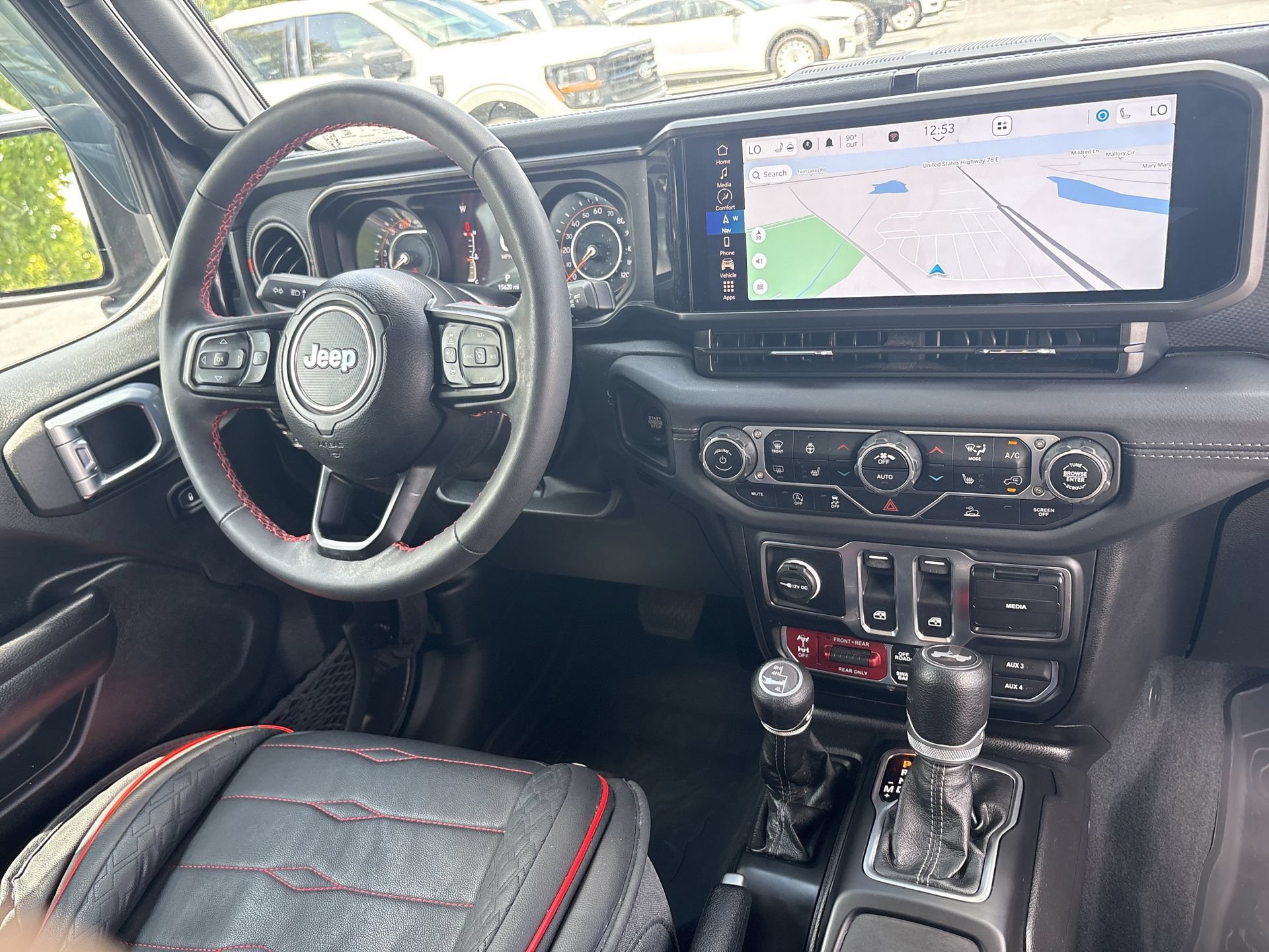 Used 2024 Jeep Wrangler Rubicon w/ Technology Group AWD/4WD video 3
