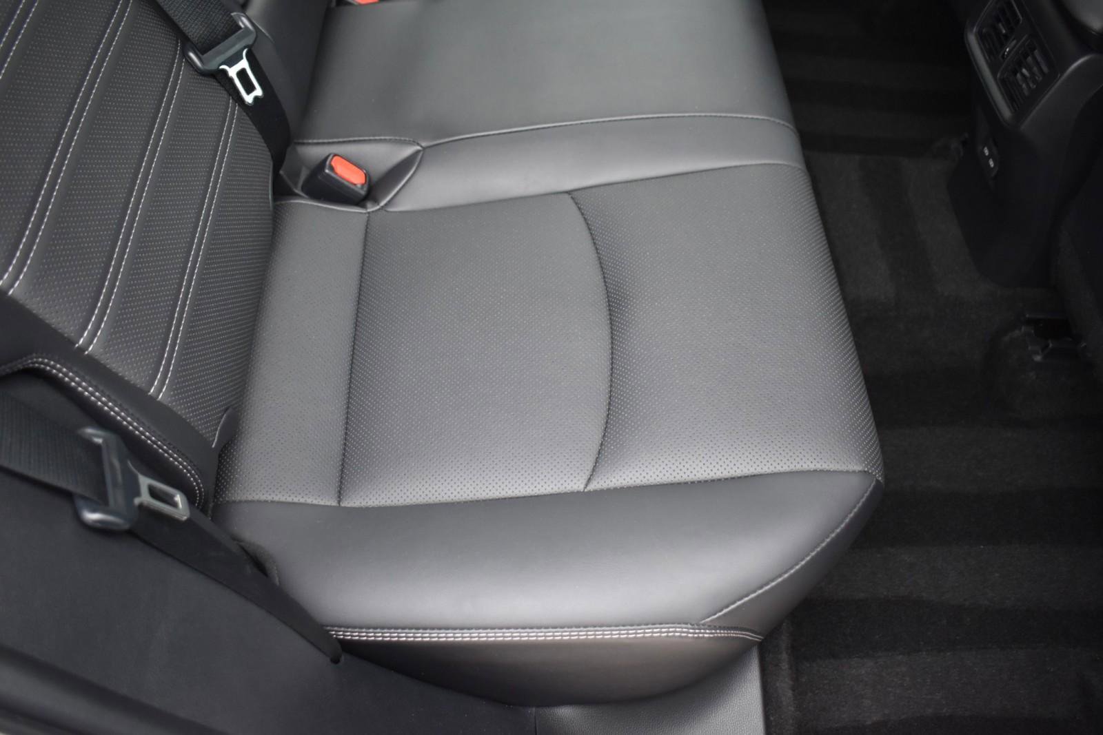 Used 2023 Toyota RAV4 Limited image 37