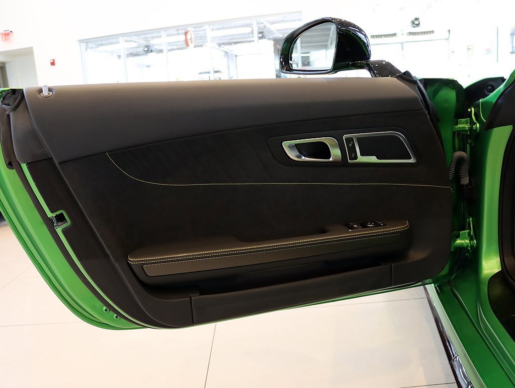 Used 2018 Mercedes-Benz AMG GT R image 55