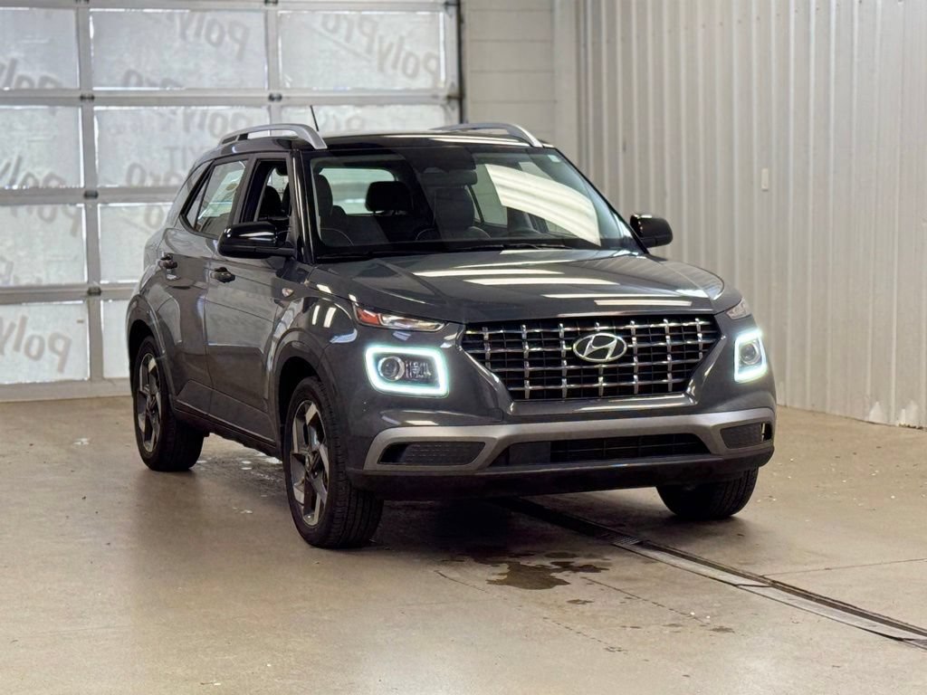 Used 2025 Hyundai Venue Limited