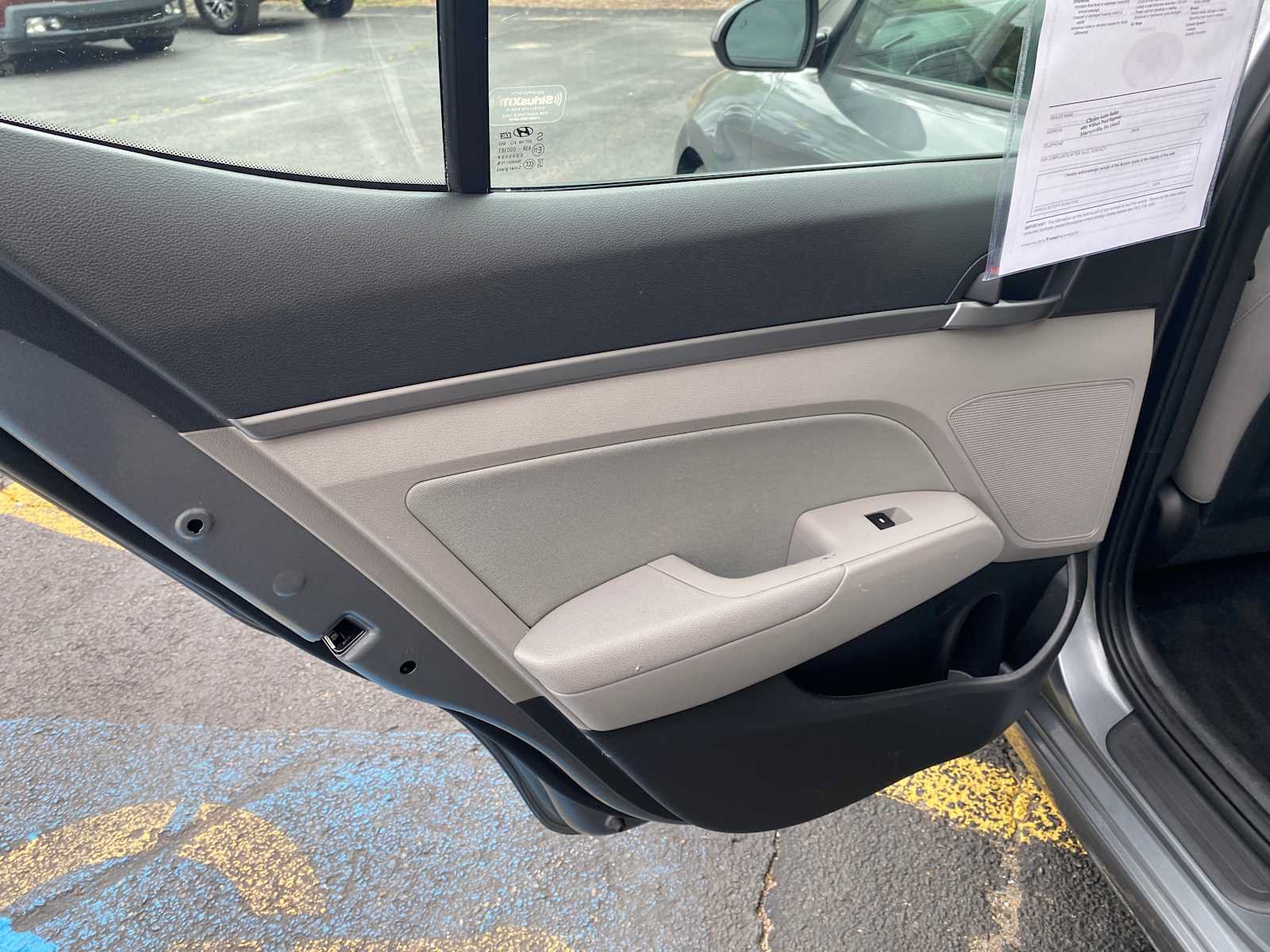 Used 2018 Hyundai Elantra Value Edition w/ Cargo Package FWD image 30