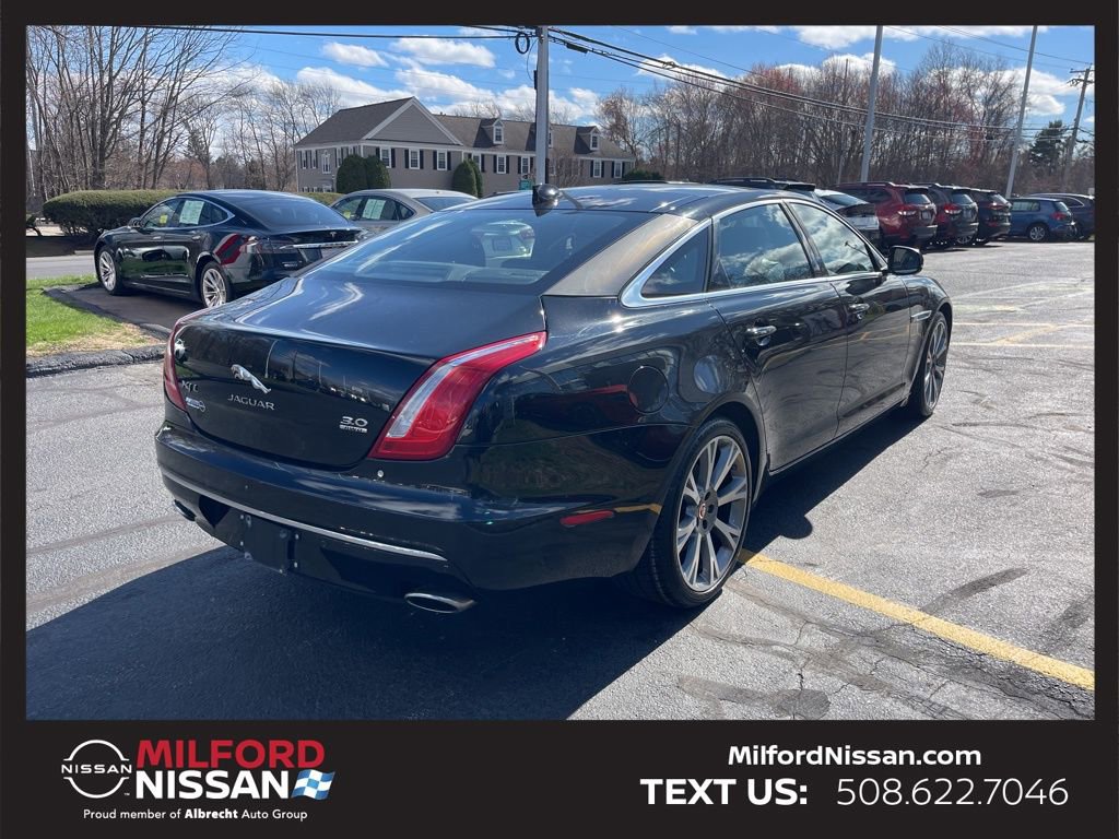 Used 2019 Jaguar XJ AWD image 5