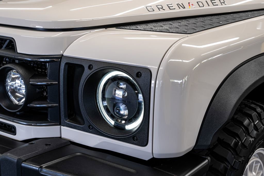 Used 2024 INEOS Grenadier Fieldmaster Edition image 10