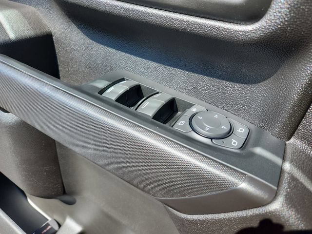 Used 2024 GMC Sierra 2500 Pro w/ Convenience Package RWD image 12