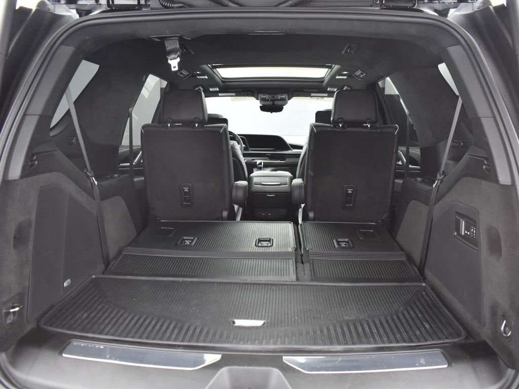 Used 2024 Cadillac Escalade V w/ LPO, ONYX Package image 35