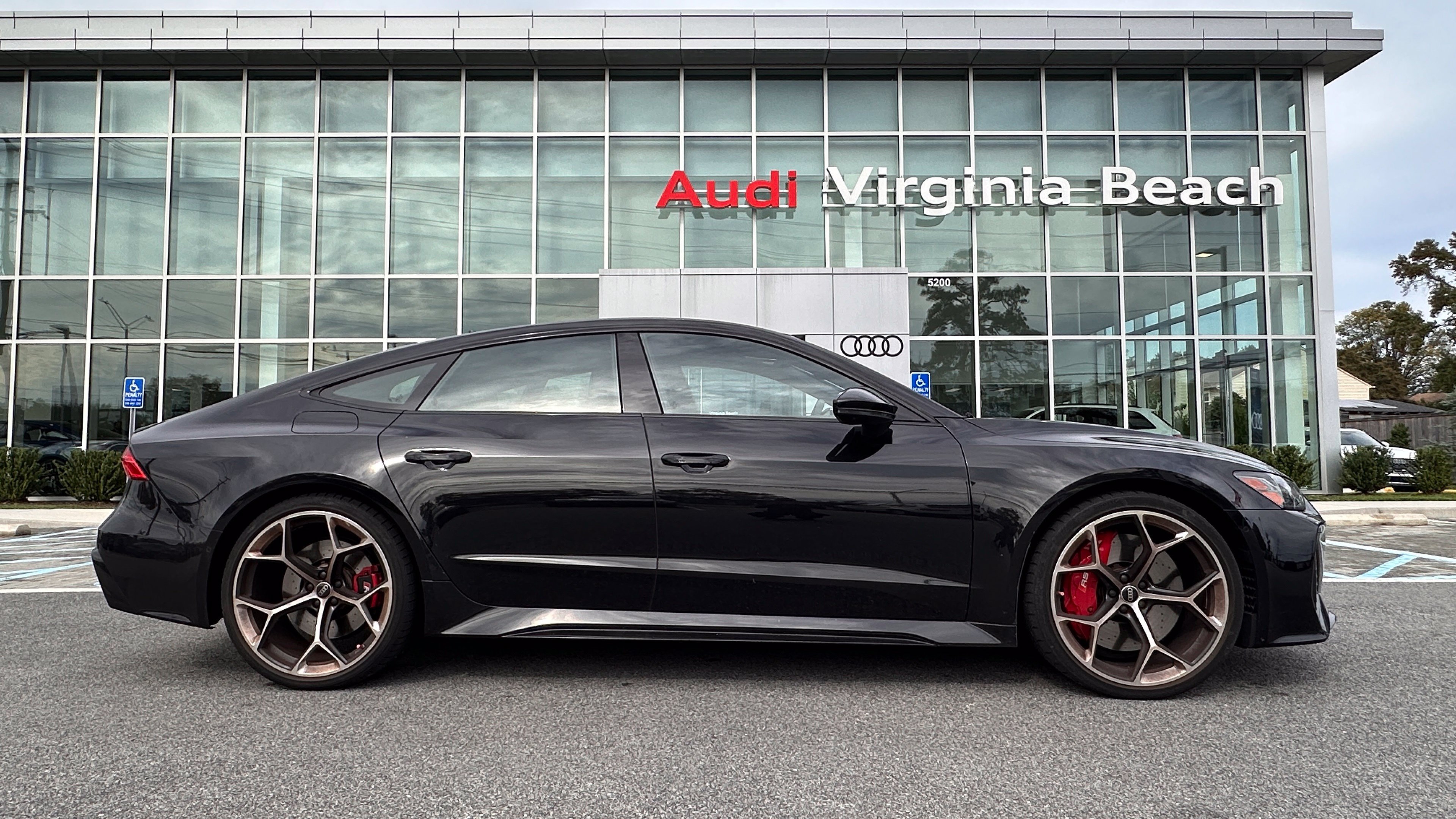 Certified 2024 Audi RS 7 performance Sportback AWD/4WD image 4