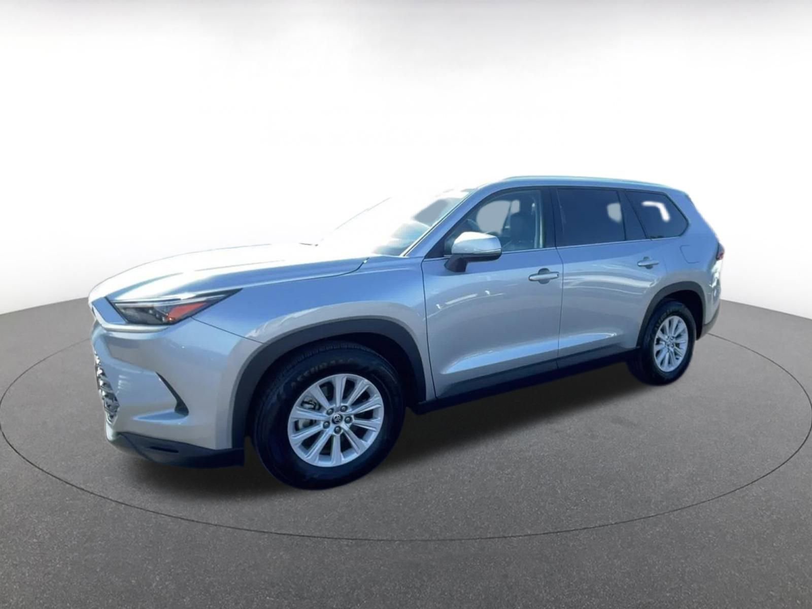 Used 2025 Toyota Grand Highlander FWD image 8