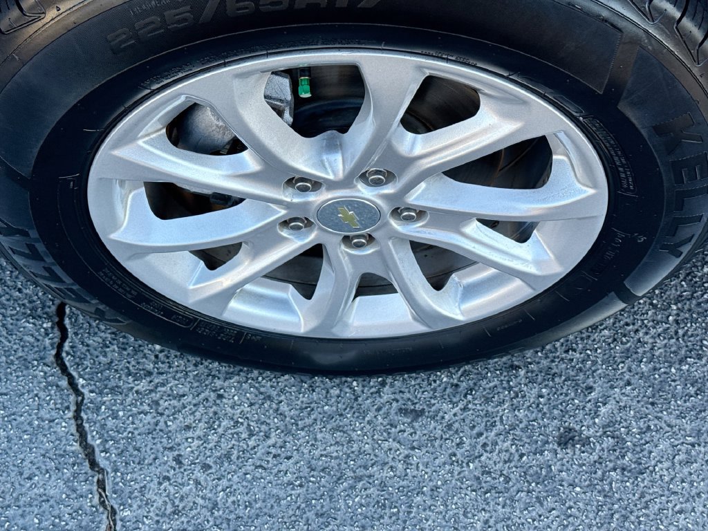 Used 2024 Cadillac Lyriq Tech RWD image 12