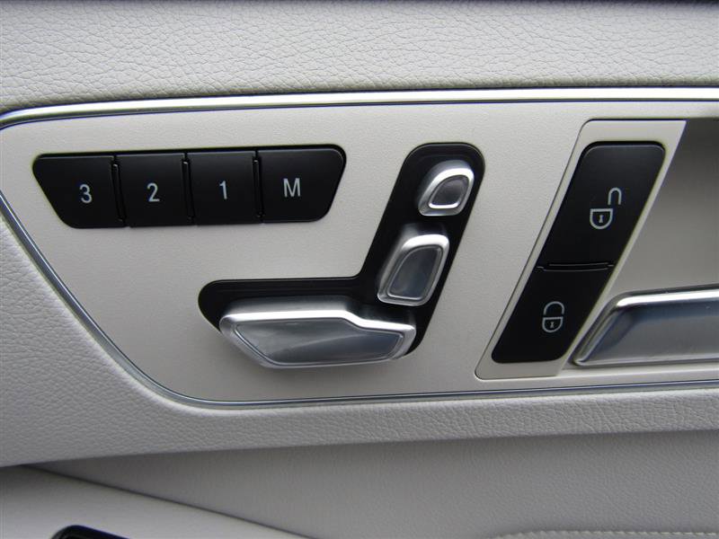 Used 2015 Mercedes-Benz E 350 Sedan w/ Premium 1 Package image 33