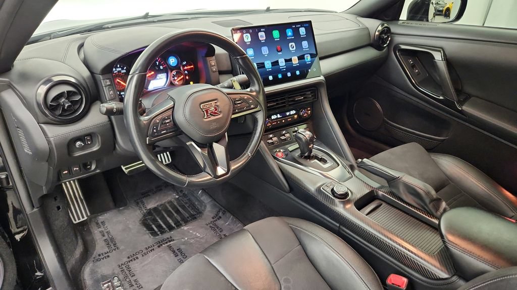 Used 2018 Nissan GT-R Premium AWD/4WD image 30