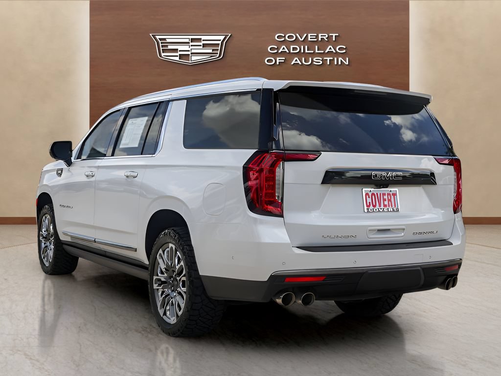 Used 2024 GMC Yukon XL Denali Ultimate AWD/4WD image 3