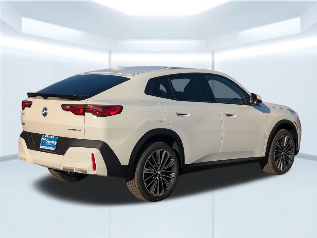 New 2026 BMW X2 xDrive28i AWD/4WD image 5