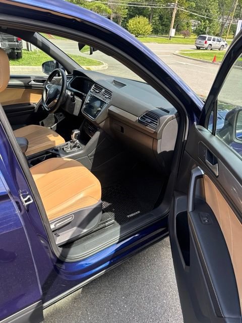 Used 2022 Volkswagen Tiguan SE AWD/4WD image 19